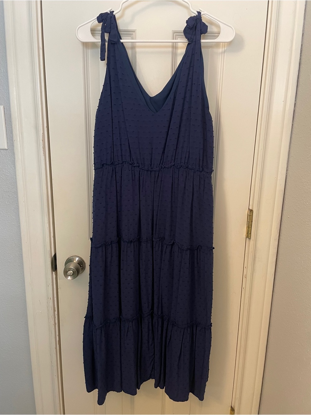 Women’s Navy Tiered V-Neck Tie-Strap Dress
